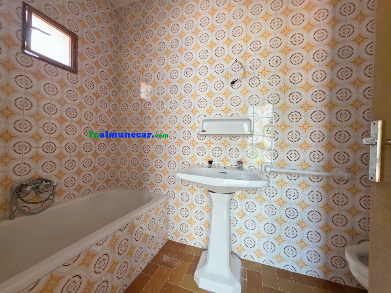Encantadora casa en venta en Lentegi, Granada, Andalucia