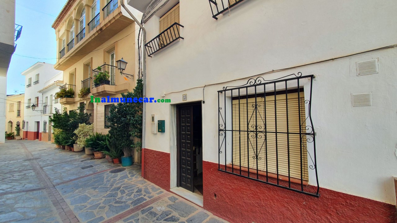 Schönes charmantes Haus zum Verkauf in Jete, Costa Tropical.