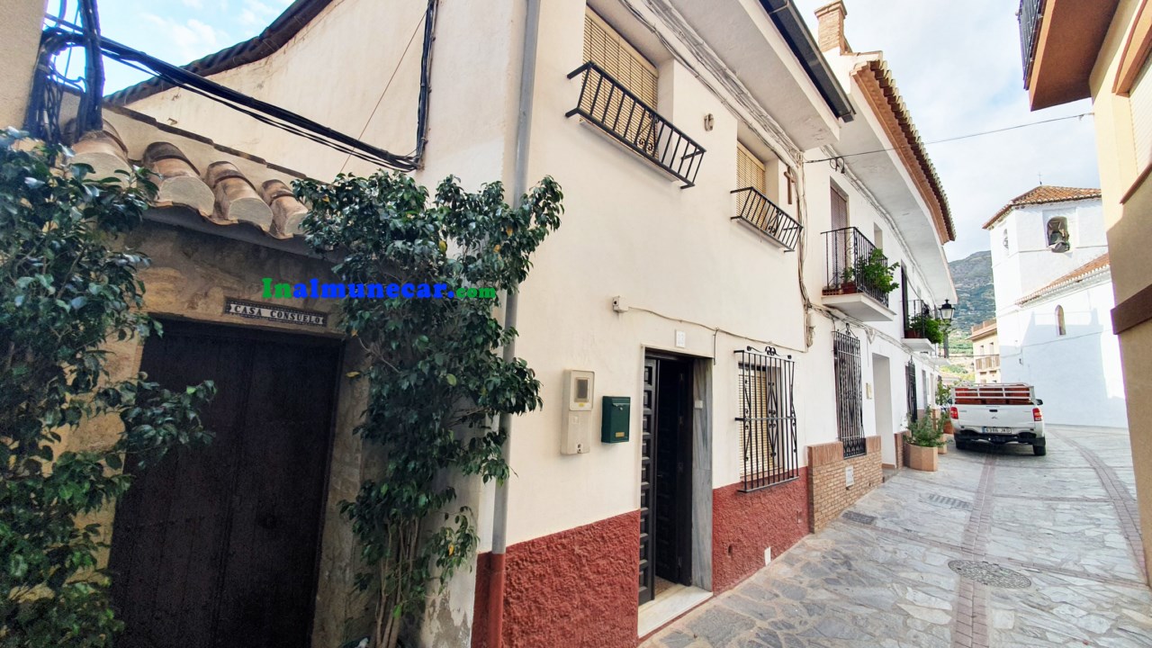 Schönes charmantes Haus zum Verkauf in Jete, Costa Tropical.