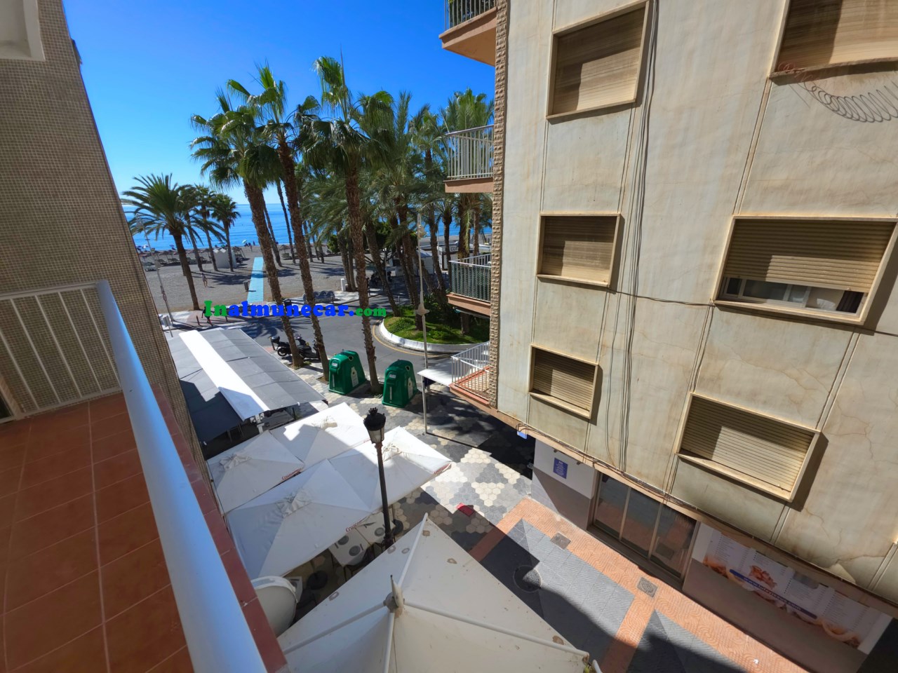 Piso en alquiler en el centro de Almuñecar junto a la playa