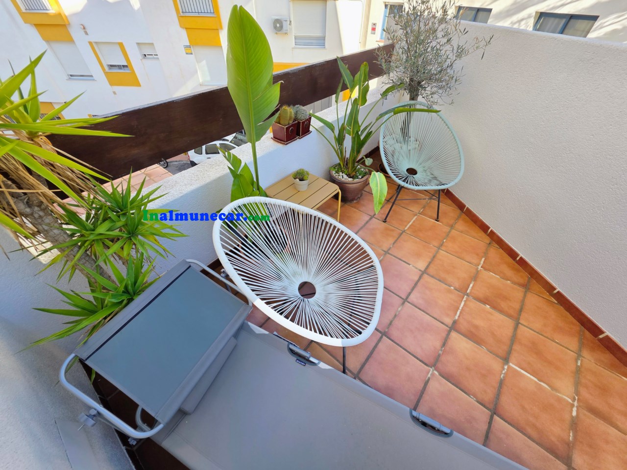 Appartement te koop in La Herradura met garageruimte.