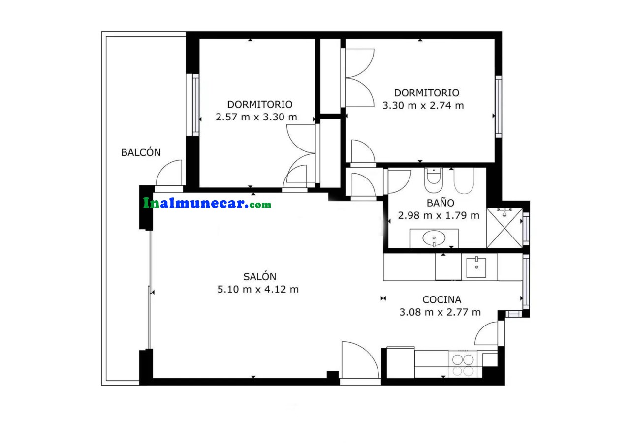 Piso en venta en primera línea de playa con plaza de aparcamiento.