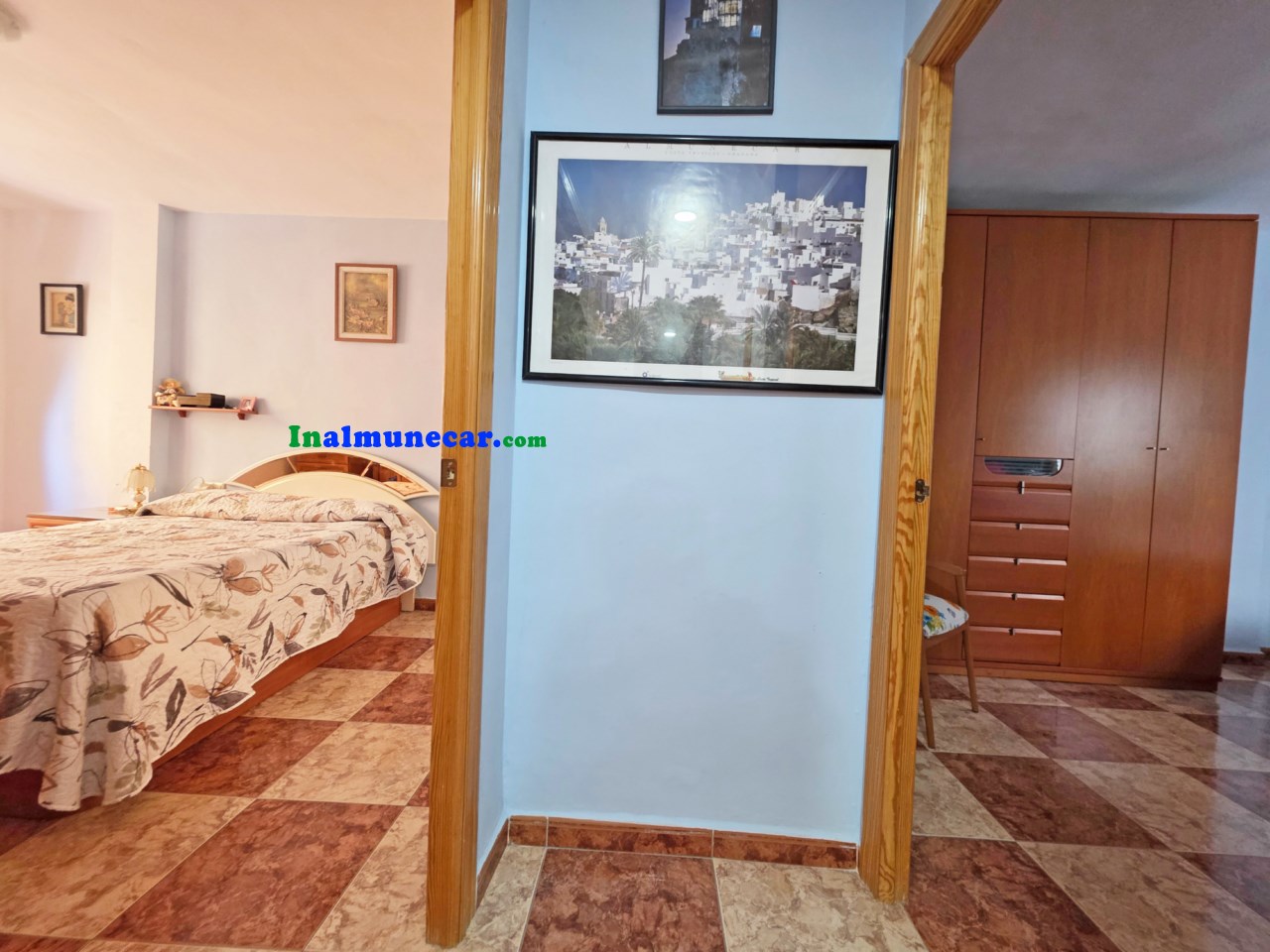 Piso en venta en Almuñecar, Plaza Madrid , muy cerca de la playa