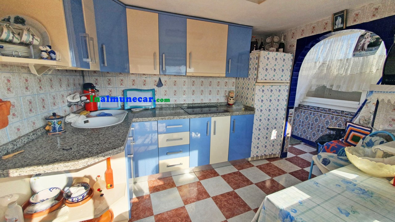 Townhouse for sale in front of the Castle in the Old Quarter of Almuñecar