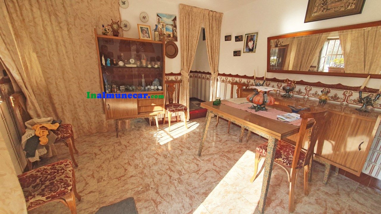 Townhouse for sale in front of the Castle in the Old Quarter of Almuñecar