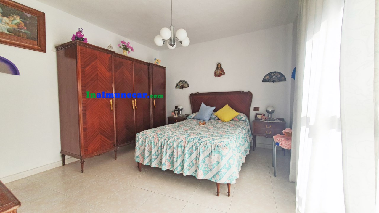 Townhouse for sale in front of the Castle in the Old Quarter of Almuñecar