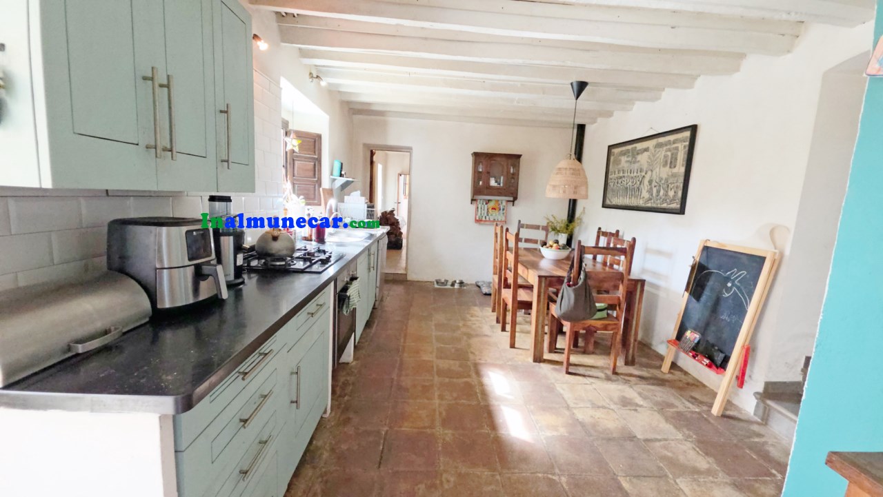 Fantastique maison de campagne de style andalou dans la vallée de Gelibra, Almuñecar.