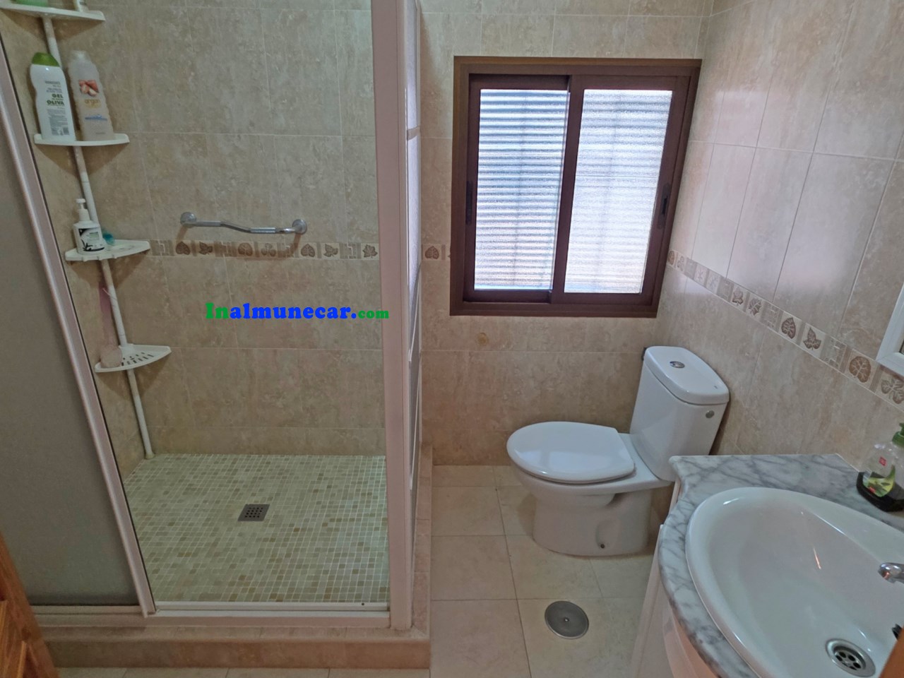 GRAN CASA EN VENTA EN EL PUEBLO DE OTIVAR