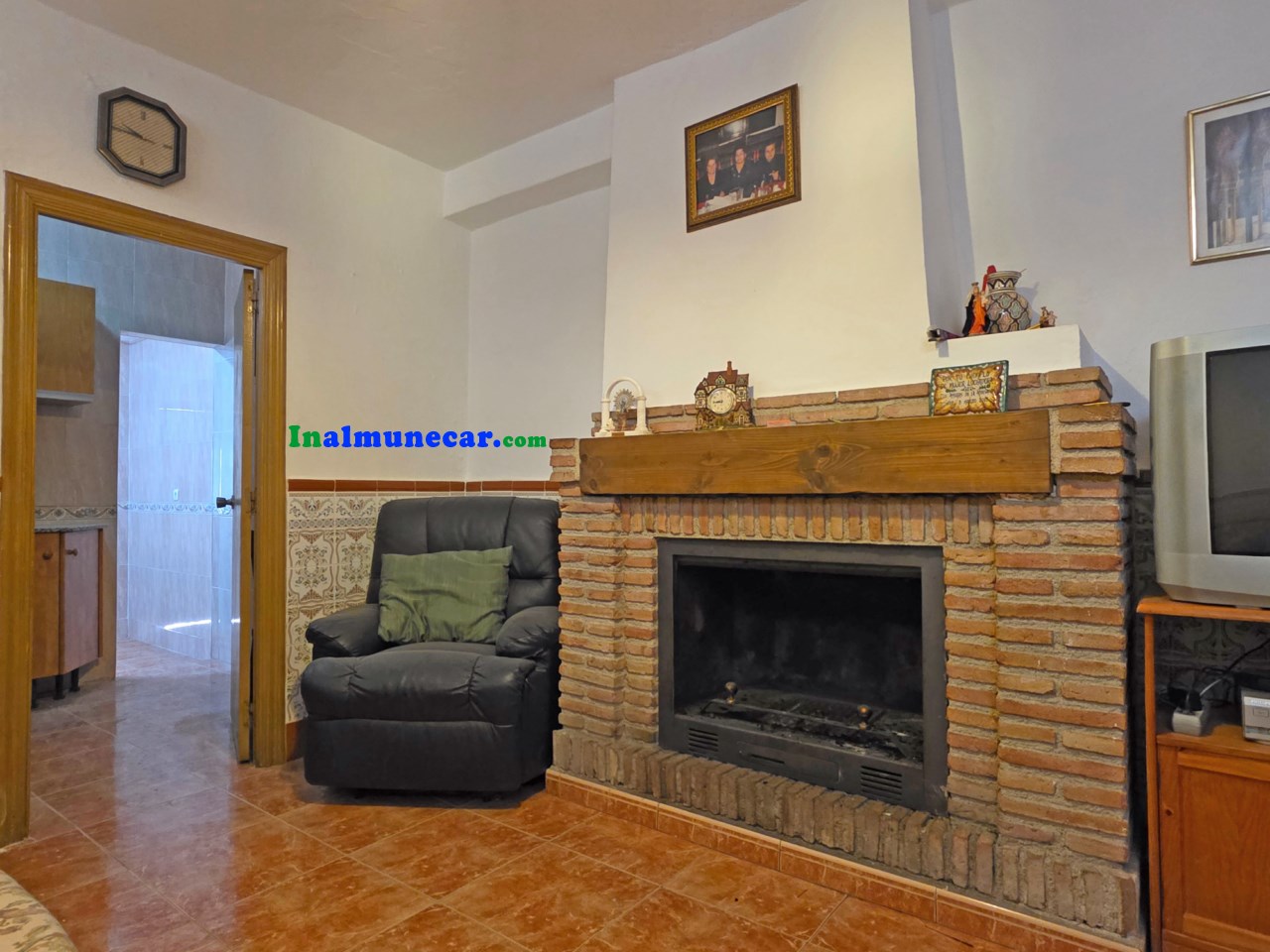 GRAN CASA EN VENTA EN EL PUEBLO DE OTIVAR