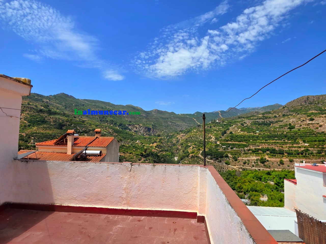 GRAN CASA EN VENTA EN EL PUEBLO DE OTIVAR