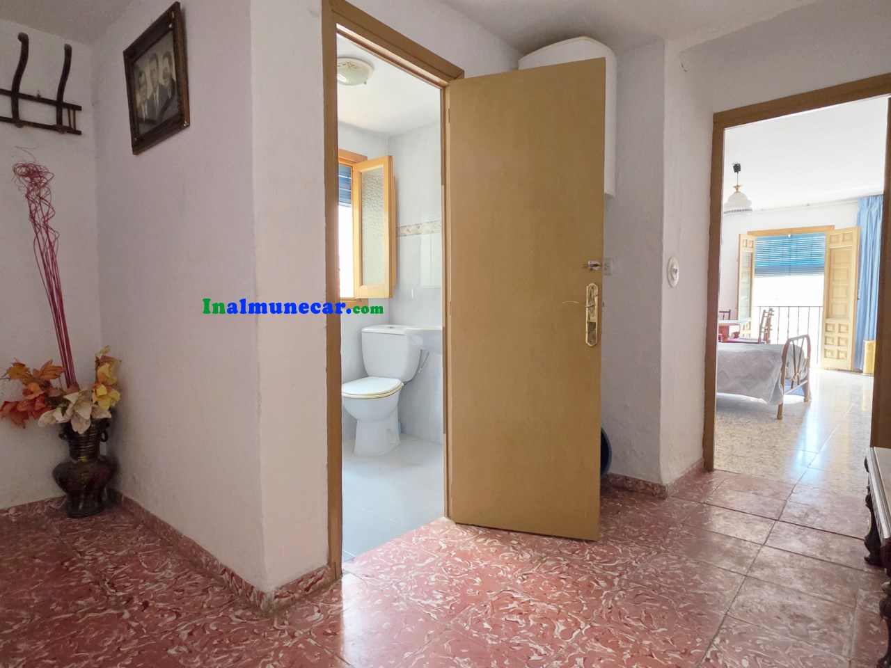 GRAN CASA EN VENTA EN EL PUEBLO DE OTIVAR