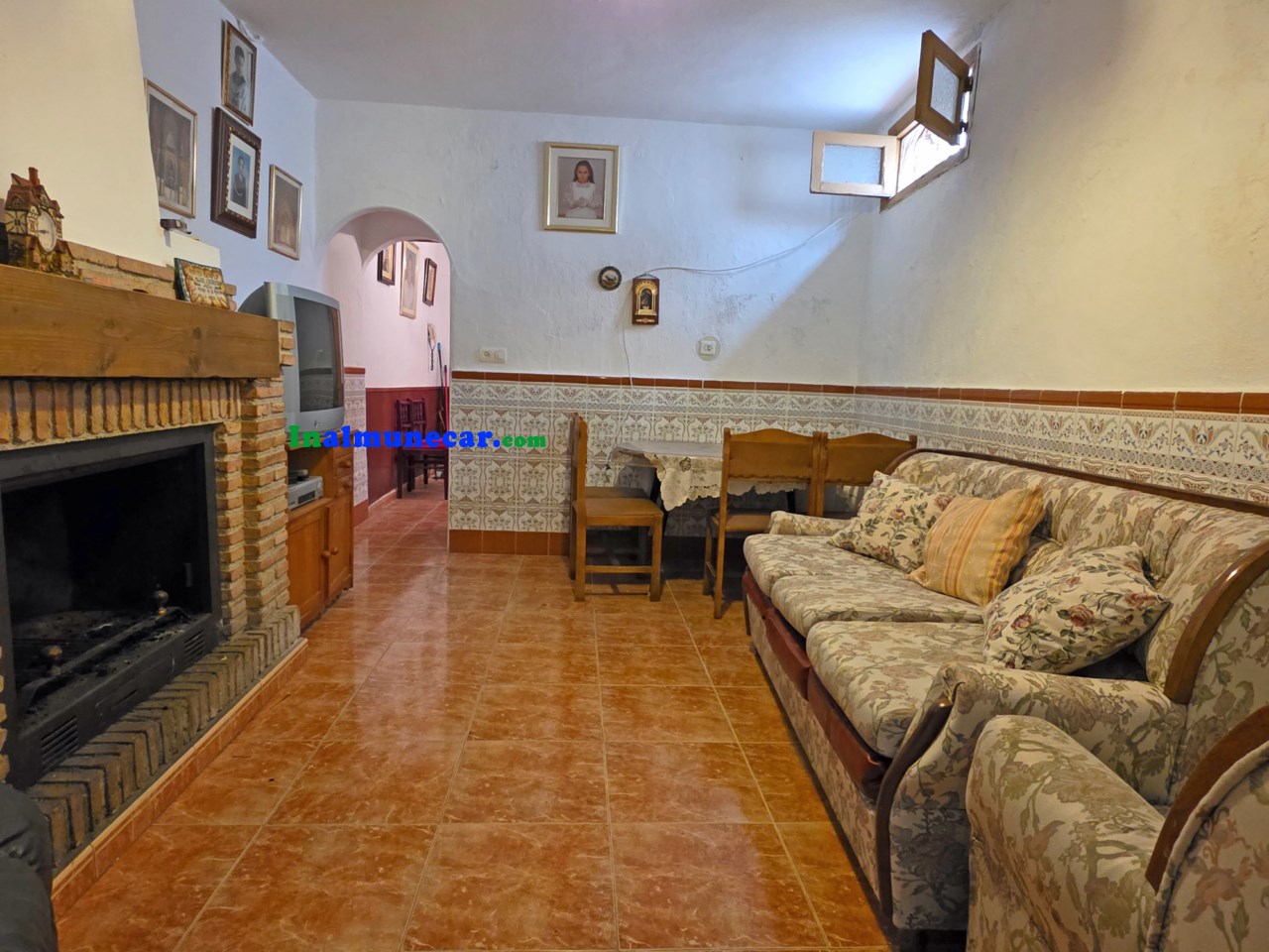 GRAN CASA EN VENTA EN EL PUEBLO DE OTIVAR