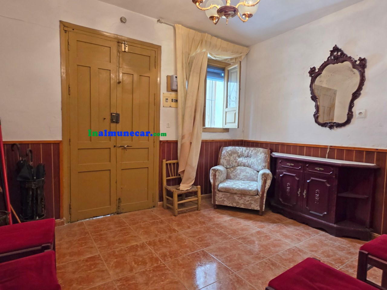 GRAN CASA EN VENTA EN EL PUEBLO DE OTIVAR