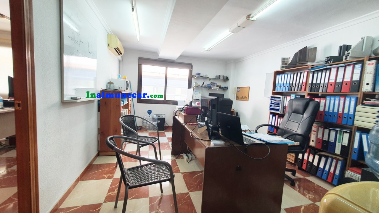 Fantastico local en venta en Almuñecar