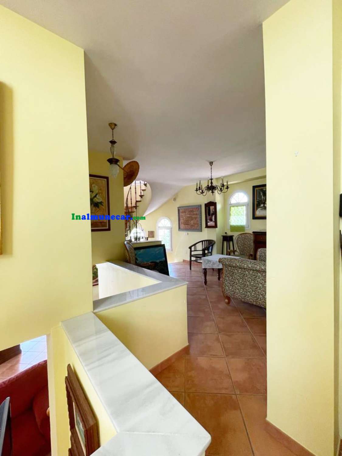 Villa for sale in Almuñécar with pool, just 10 minutes walk toSan Cristobal beach