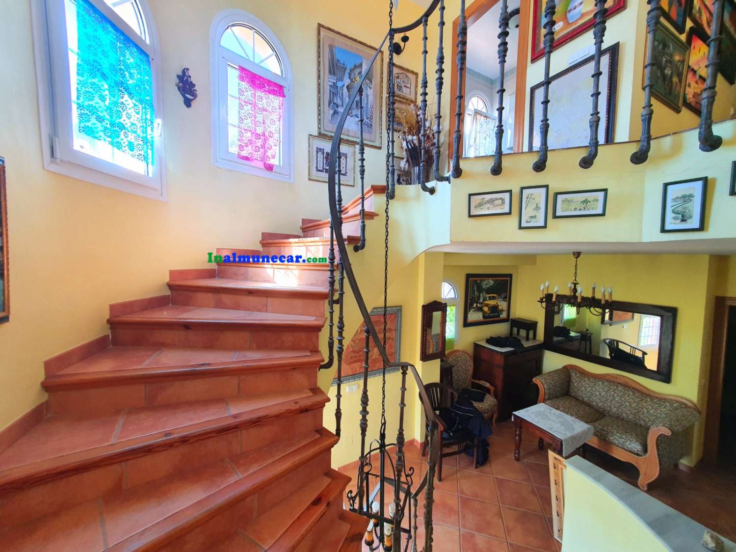 Villa for sale in Almuñécar with pool, just 10 minutes walk toSan Cristobal beach