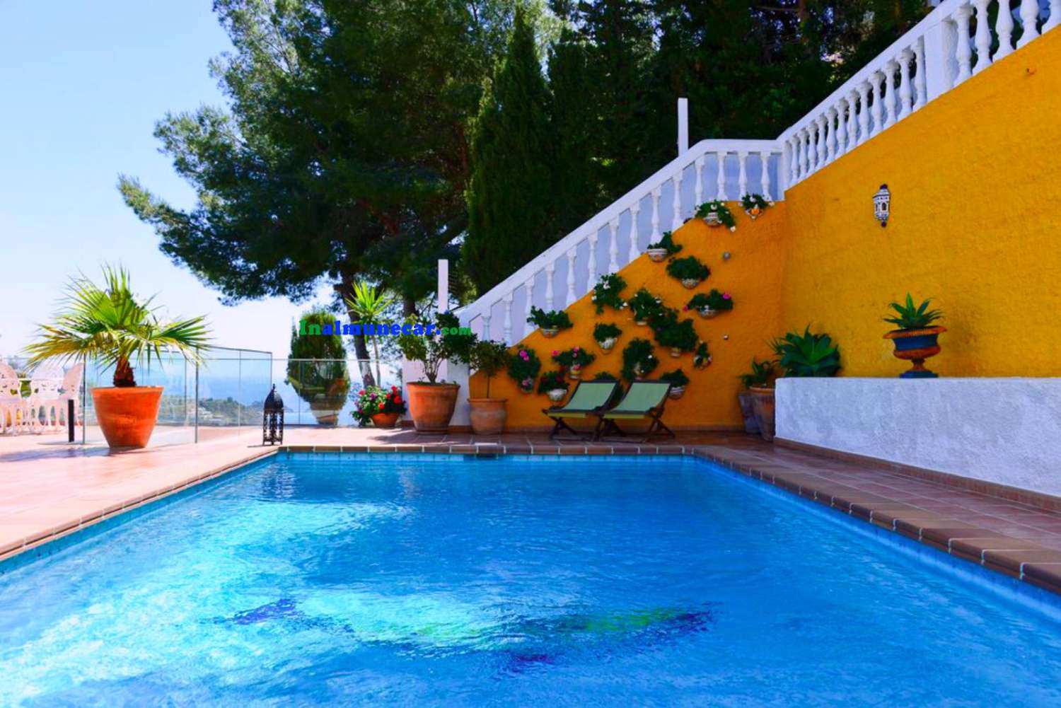 Fantastisk villa med privat pool till salu belägen i Cotobro, Almuñecar