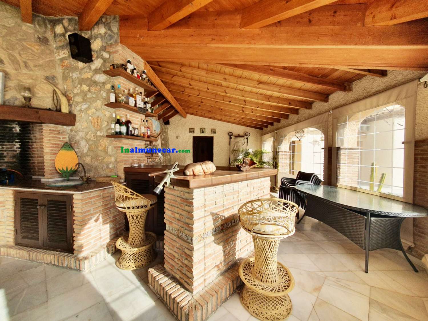 Exclusive villa for sale in an amazing location in Cotobro, Almuñecar.
