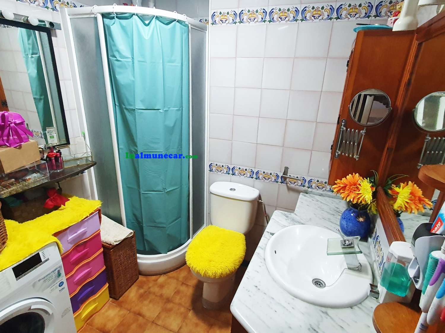 Appartement à vendre à Almuñecar avec piscine et parking communautaire