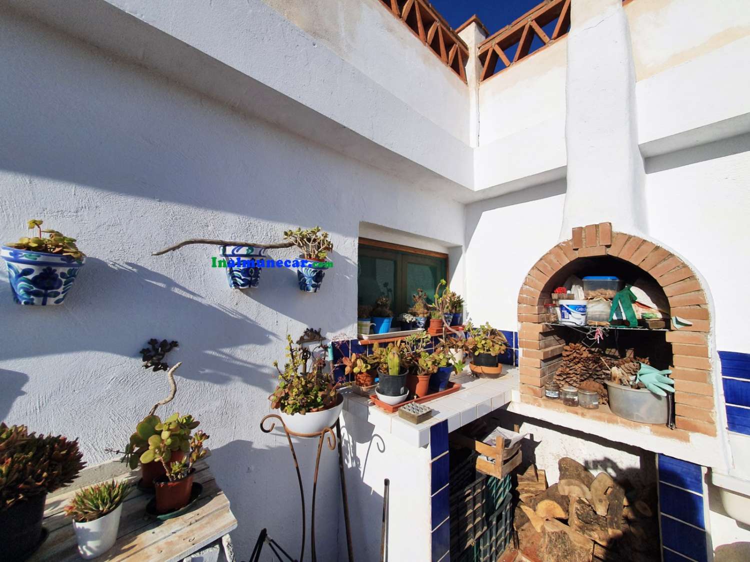 Landhaus zum Verkauf in Almuñecar mit schöner Aussicht.