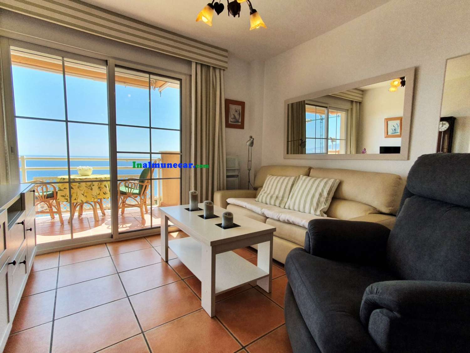Se  vende en Almuñécar: excelente apartamento con magnificas vistas al mar, Urbanizacion Atalaya