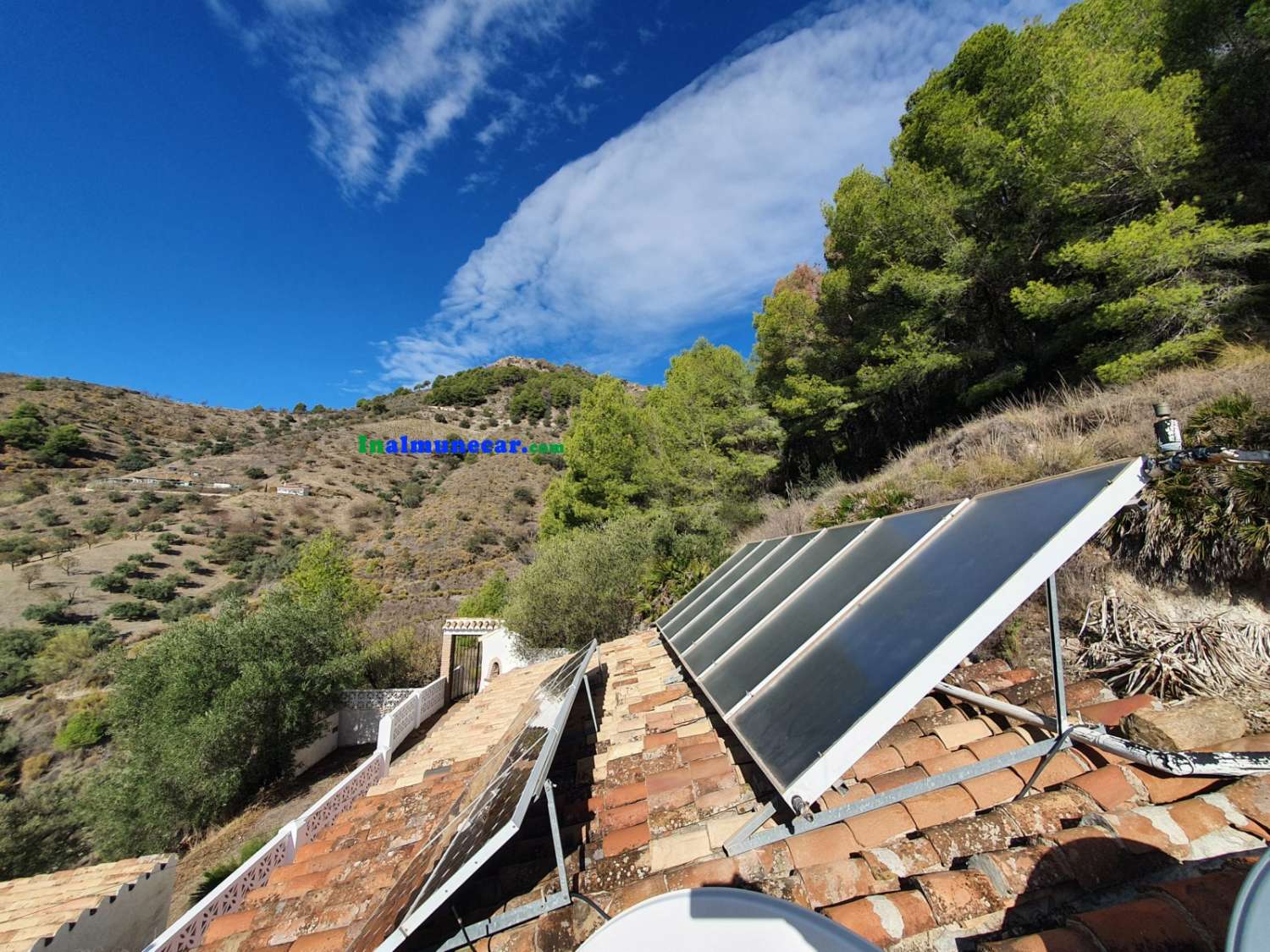 Schönes Bauernhaus zum Verkauf in Gelibra de Almuñecar