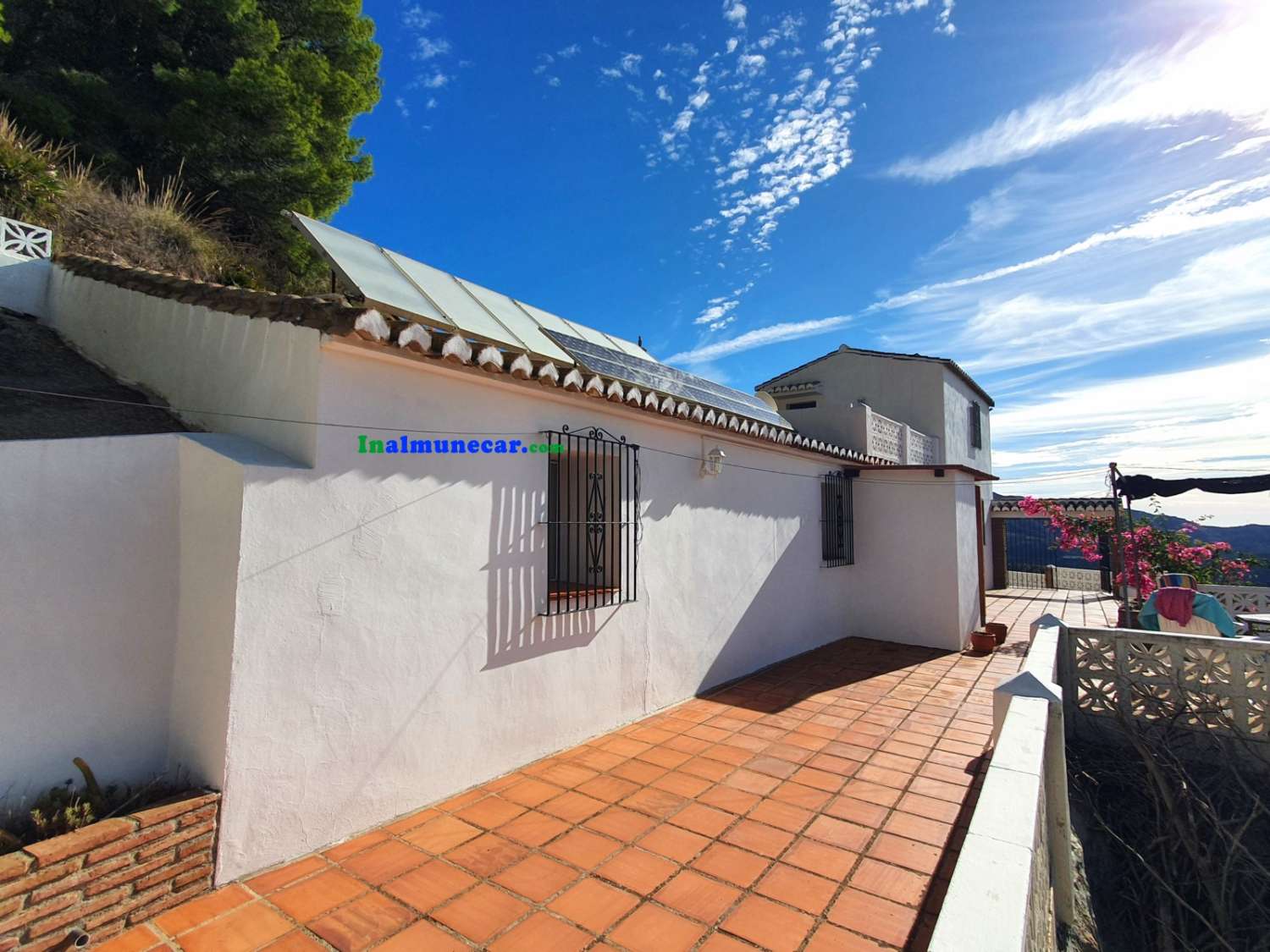 Se vende bonito cortijo en paraje de Gelibra de Almuñecar