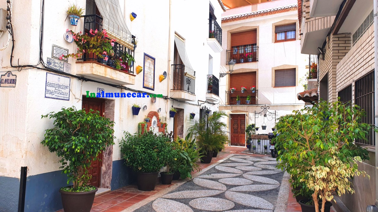 Hus til salg i det historiske centrum i Almuñecar, meget tæt på stranden