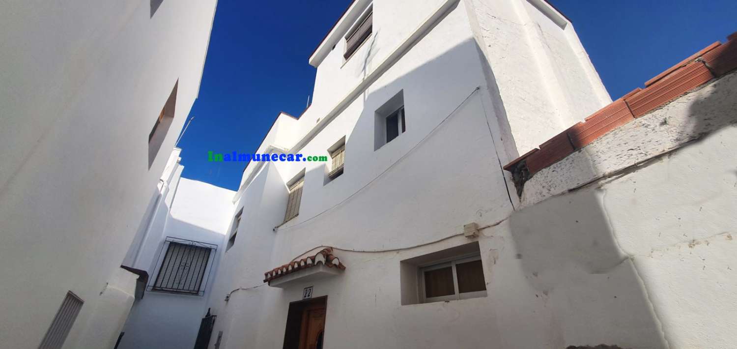 Town house for sale in Almuñecar, next to the town Hall Square.