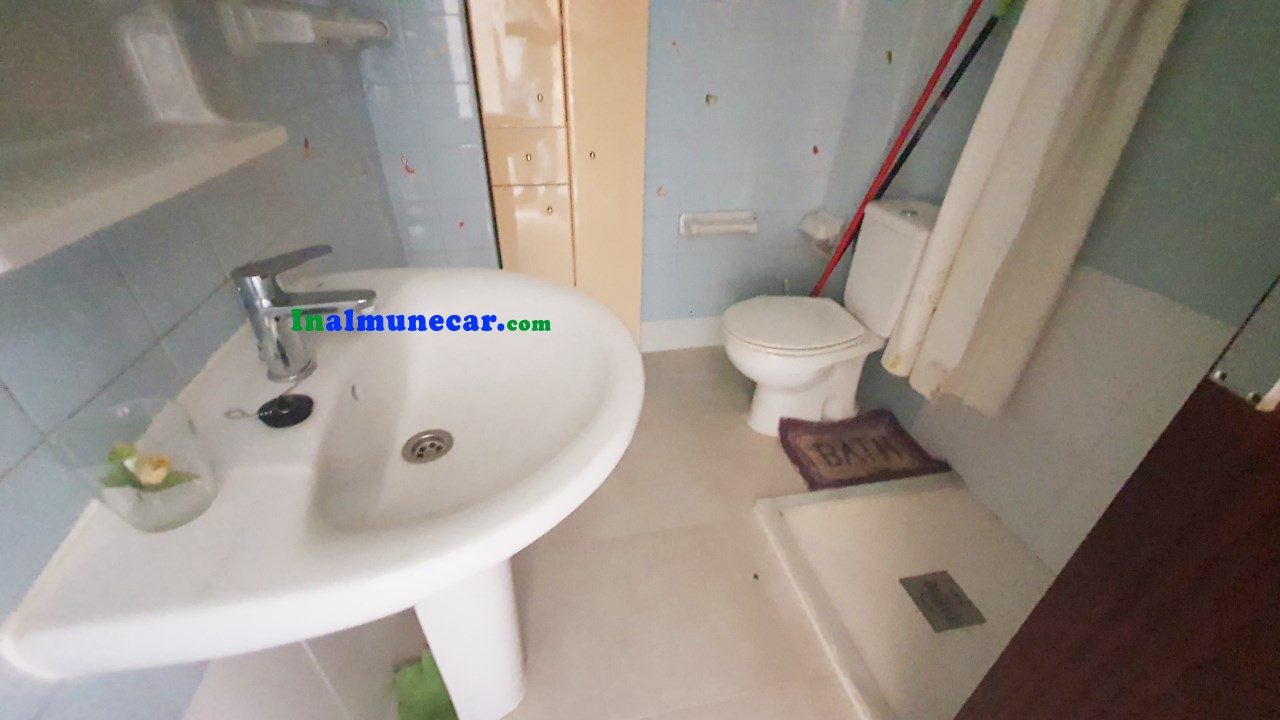 Piso 2 dormitorios en venta en Playa Pozuelo, Almuñecar