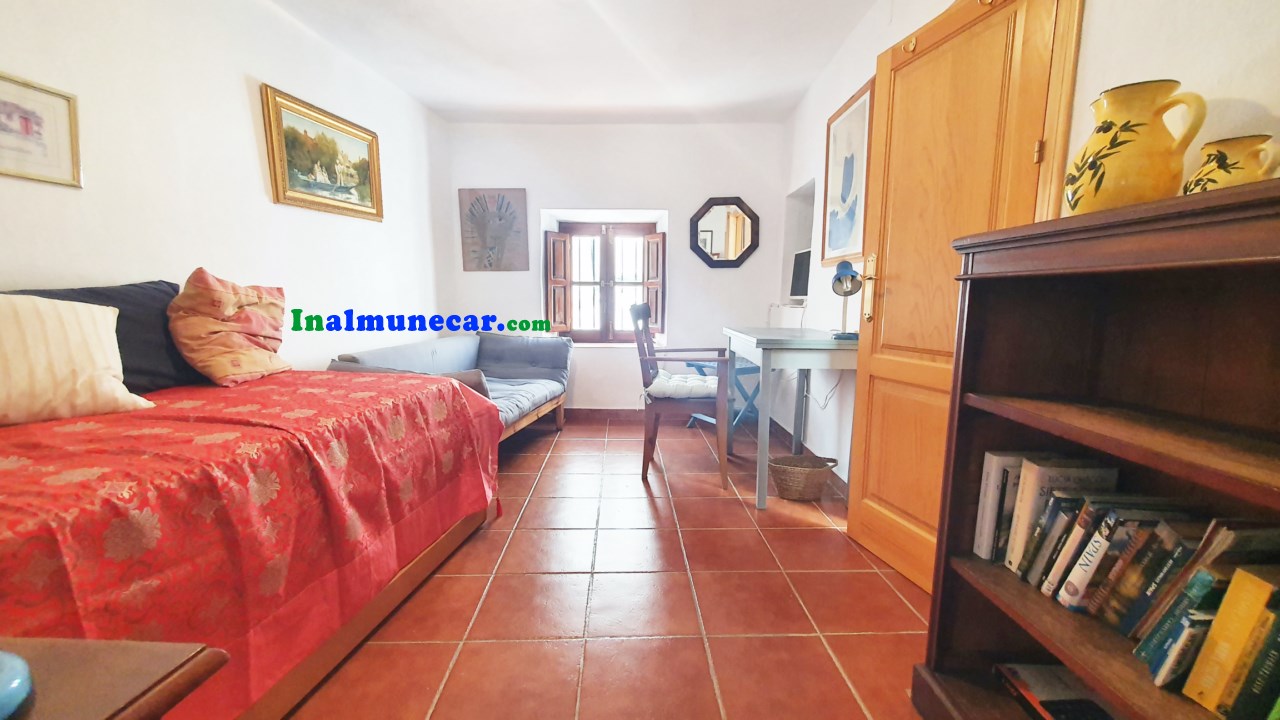 Encantadora casa en alquiler en El centro historico de Almuñecar