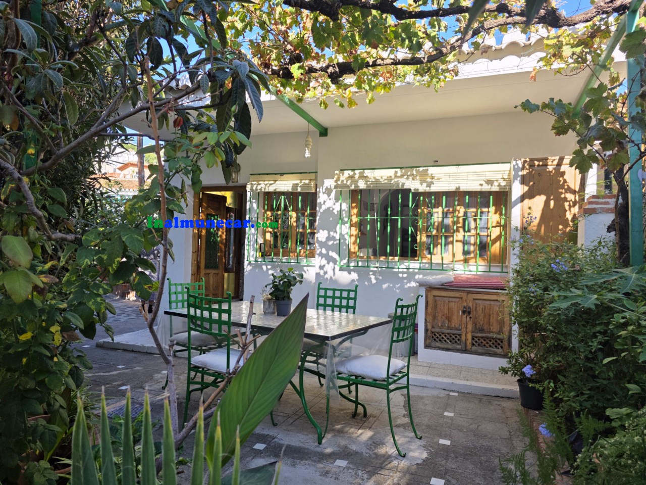 Charmantes Haus zum Verkauf ganz in der Nähe des Strandes von Pozuelo in Almuñecar