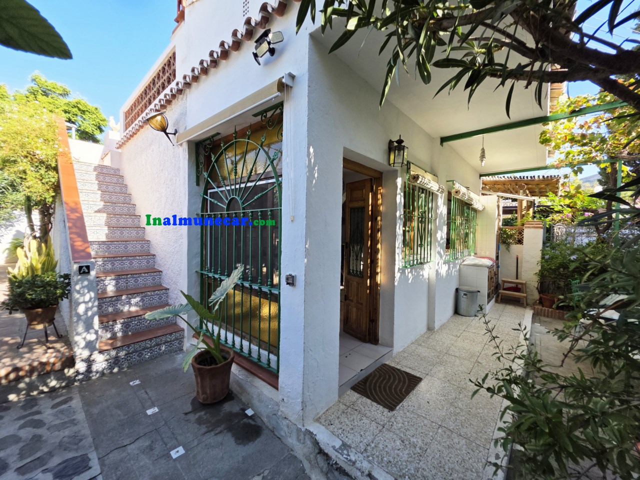 Charmantes Haus zum Verkauf ganz in der Nähe des Strandes von Pozuelo in Almuñecar