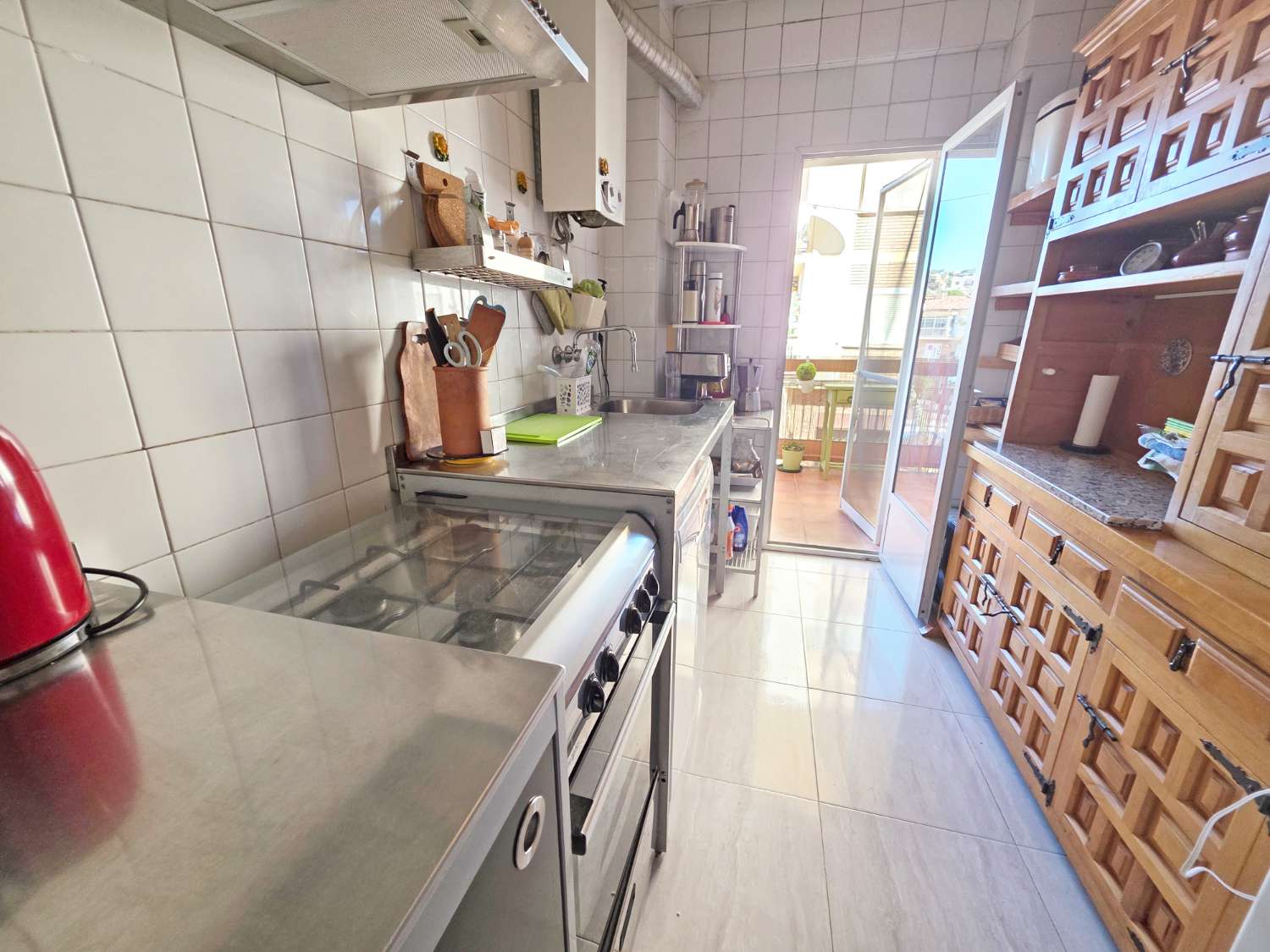 Fantástico apartamento en venta en urbanización con dos piscinas y aparcamiento