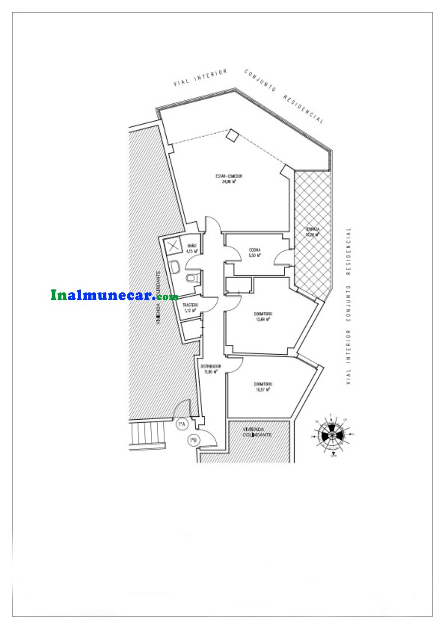 Fantastisk lägenhet till salu i urbanisering med pool och parkering