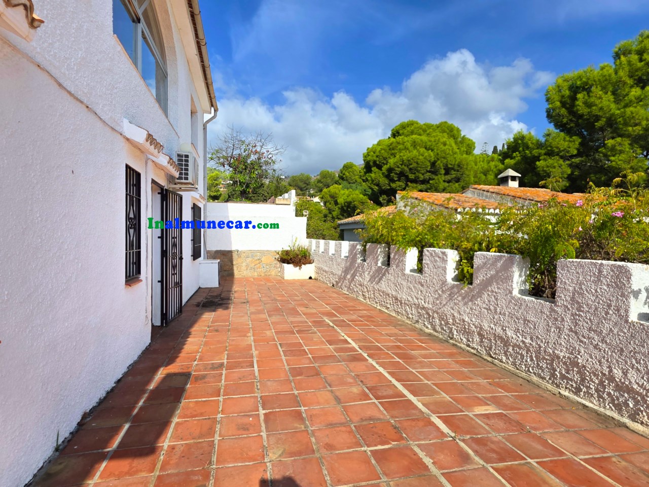 Schöne Villa zum Verkauf in Peña Pârda, La Herradura, Almuñecar