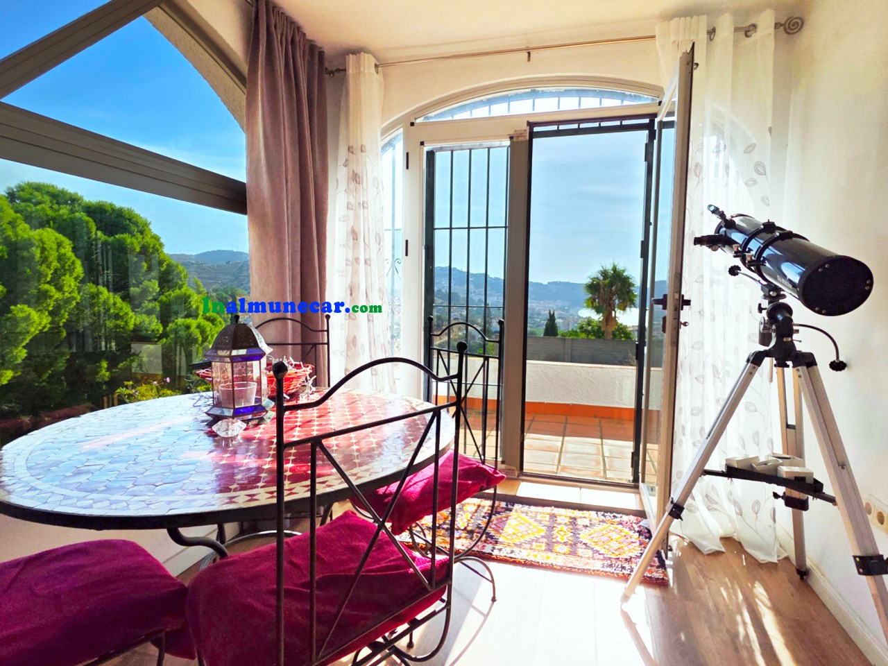 Schöne Villa zum Verkauf in Peña Pârda, La Herradura, Almuñecar