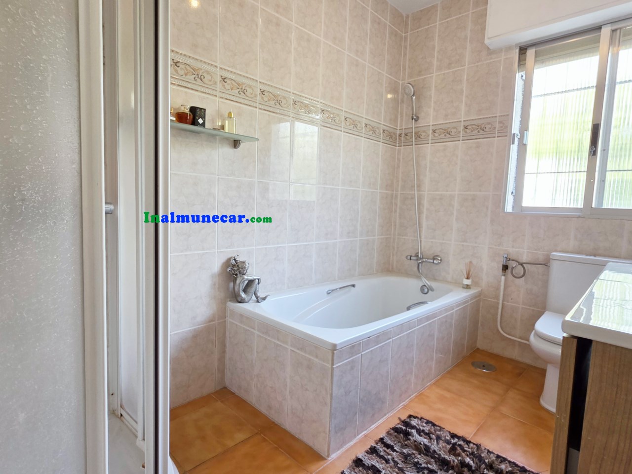 Schöne Villa zum Verkauf in Peña Pârda, La Herradura, Almuñecar