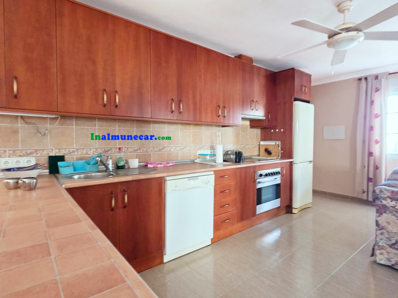 Villa à vendre dans la Calle Maestras La Herradura.