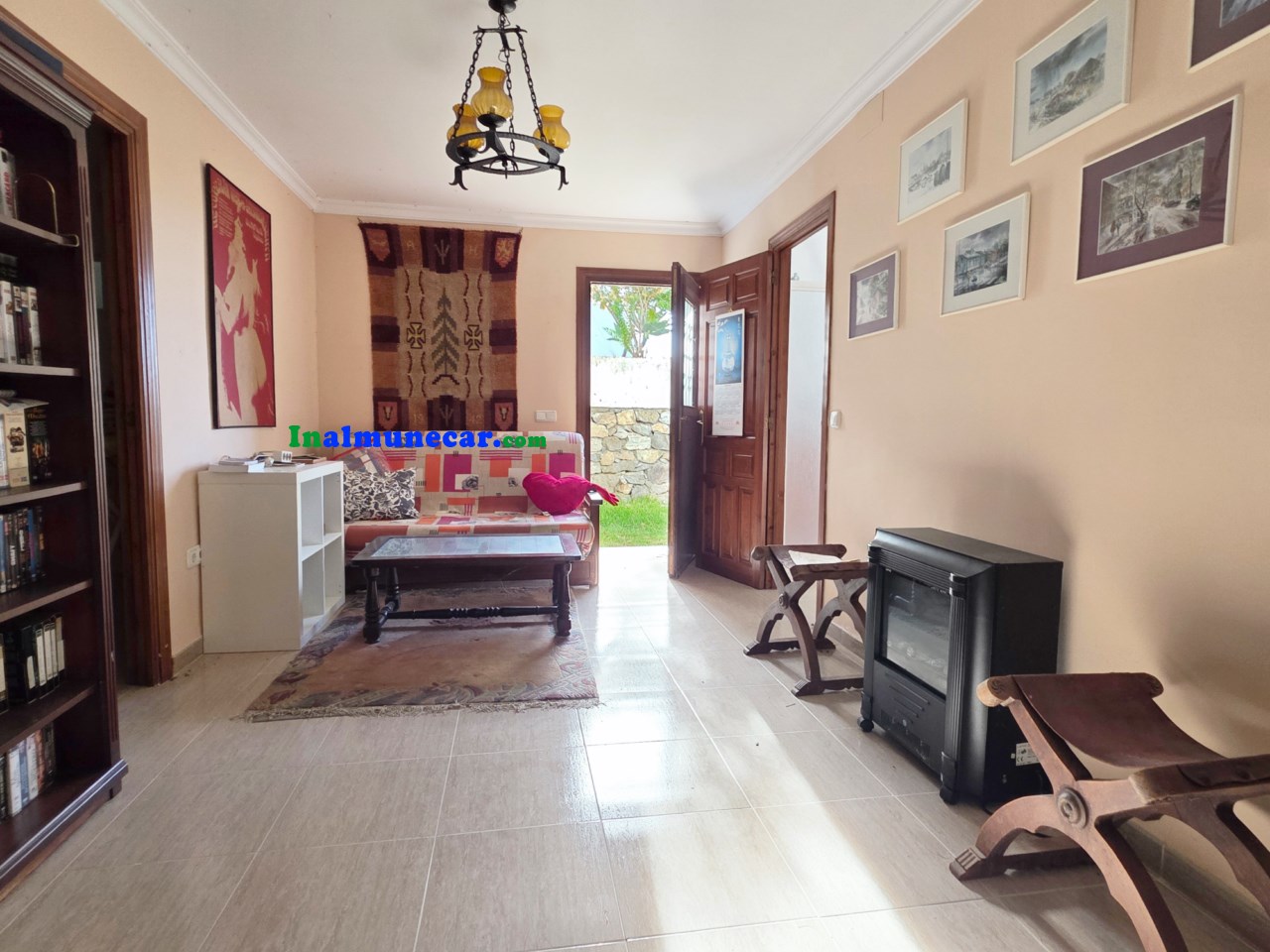 Villa à vendre dans la Calle Maestras La Herradura.