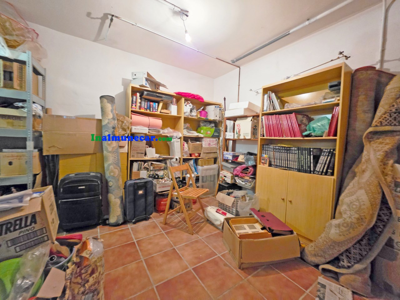 Casa adosada en venta en Almuñécar con terraza y 2 cocheras