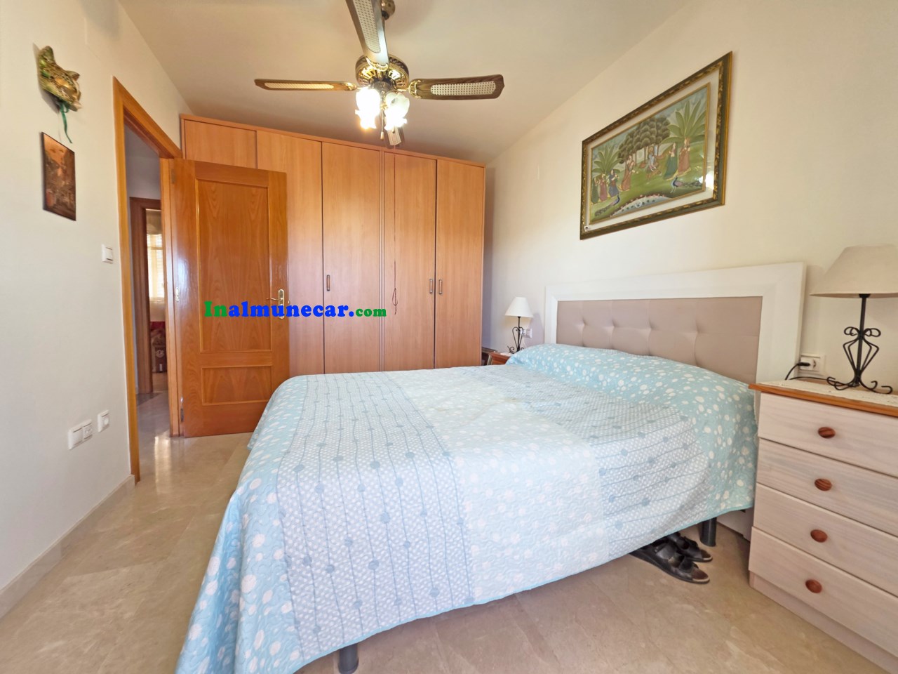 Casa adosada en venta en Almuñécar con terraza y 2 cocheras