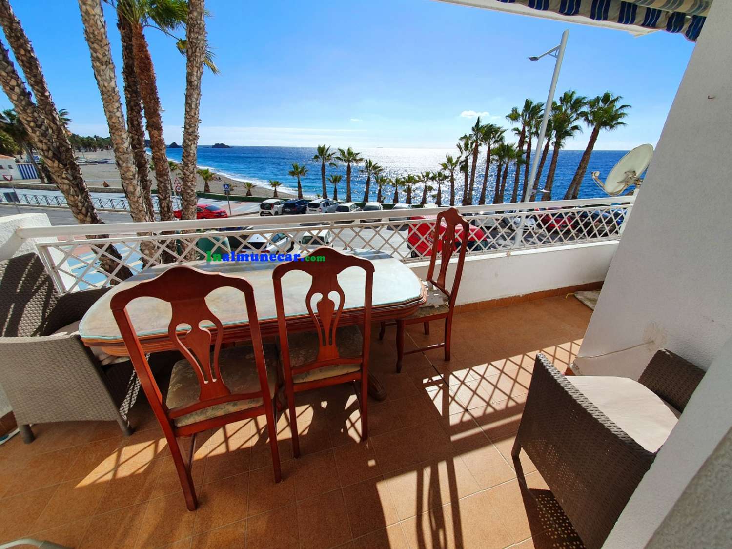 Lägenhet till salu vid strandkanten av Playa de San Cristobal