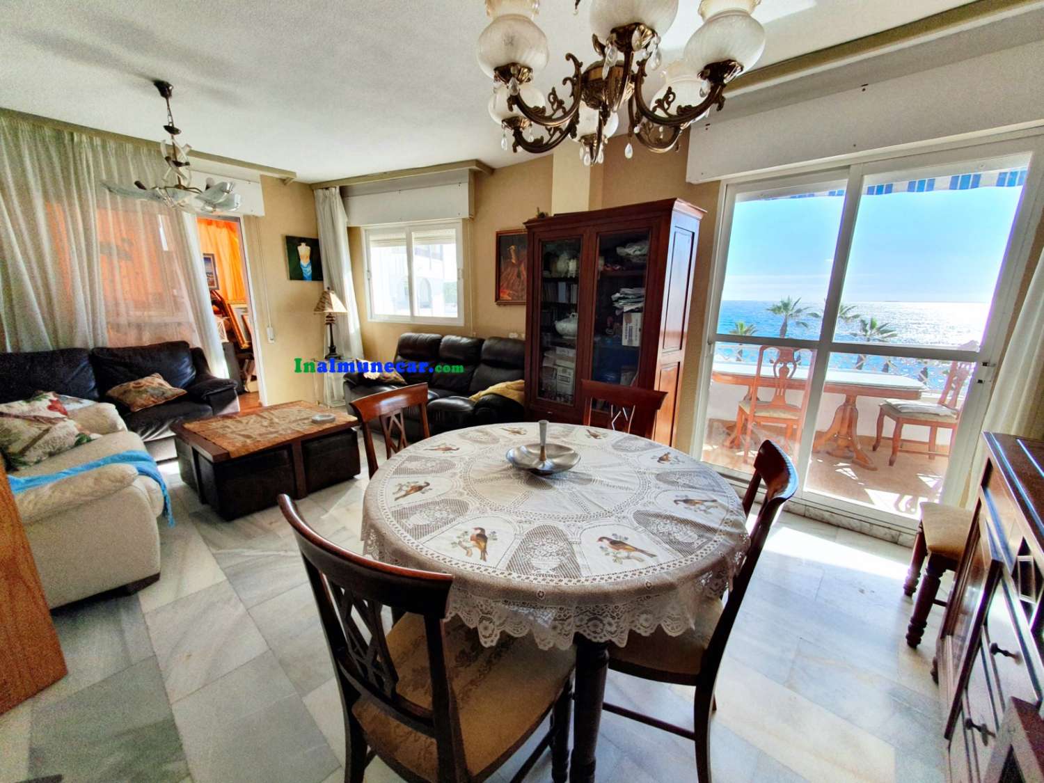 Lägenhet till salu vid strandkanten av Playa de San Cristobal