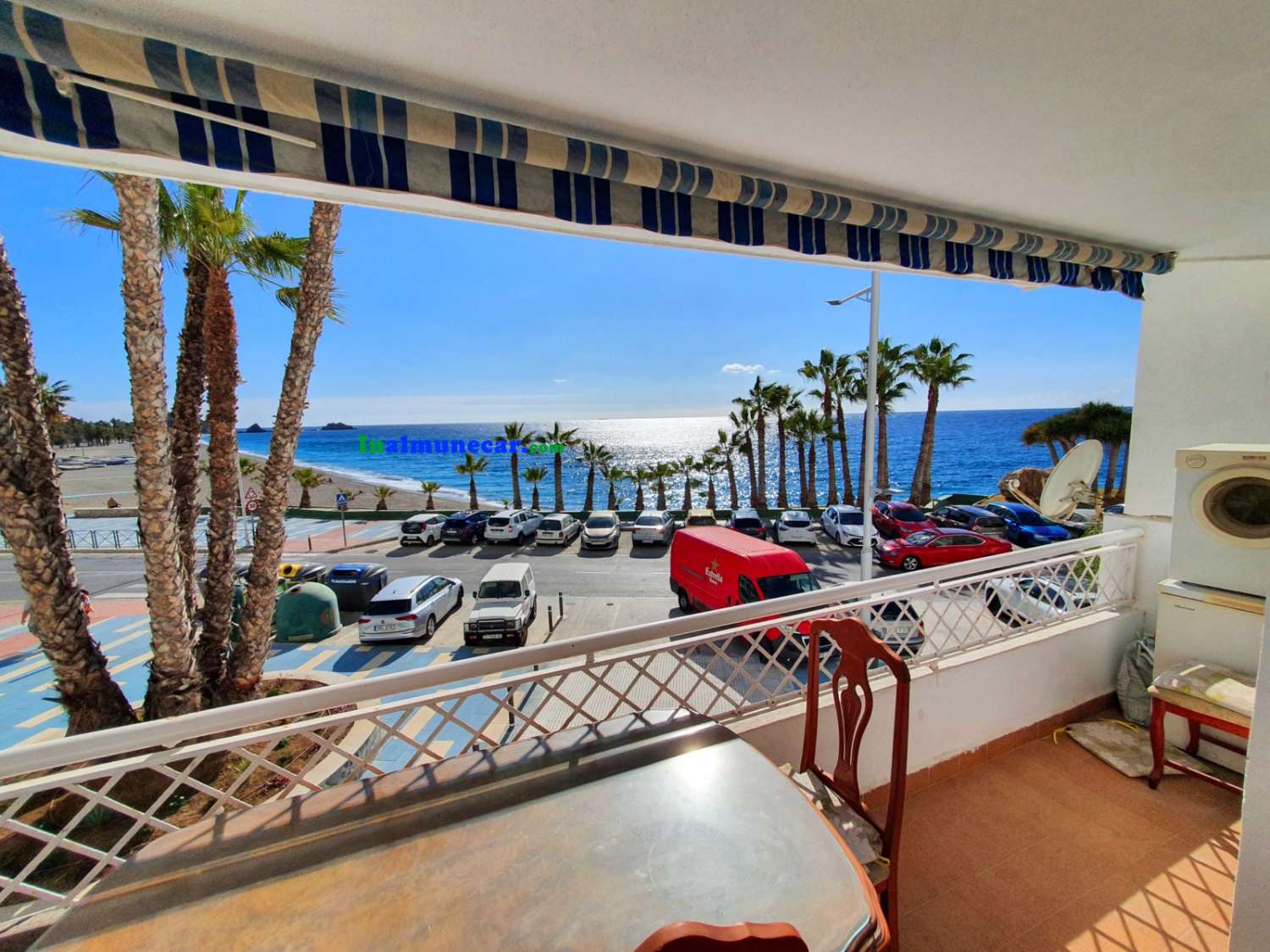 Lägenhet till salu vid strandkanten av Playa de San Cristobal