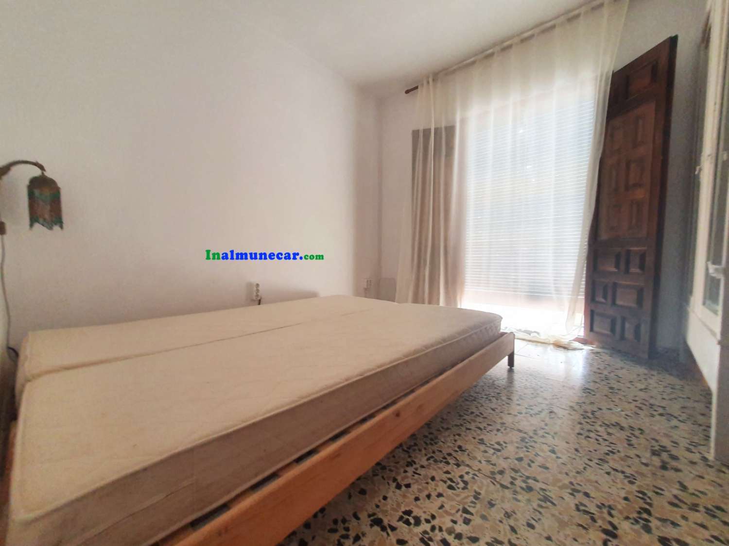 Pretty townhouse for rent, with private patio