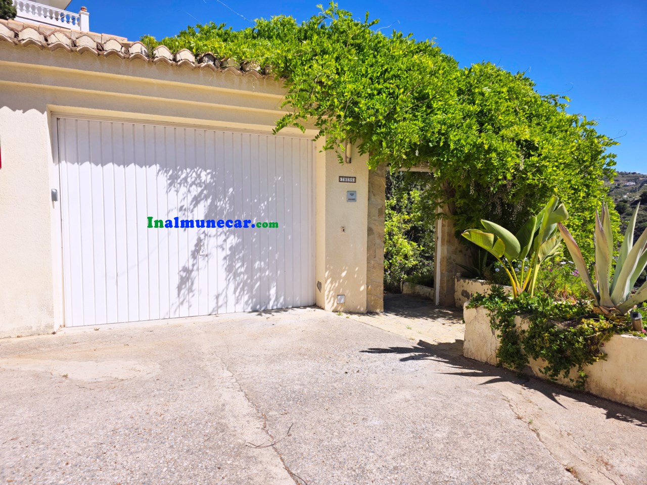 Villa en venta en Cotobro, Almuñécar con vistas al mar mediterraneo