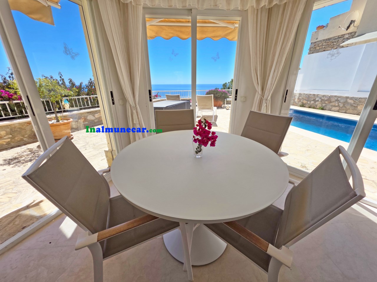 Villa en venta en Cotobro, Almuñécar con vistas al mar mediterraneo