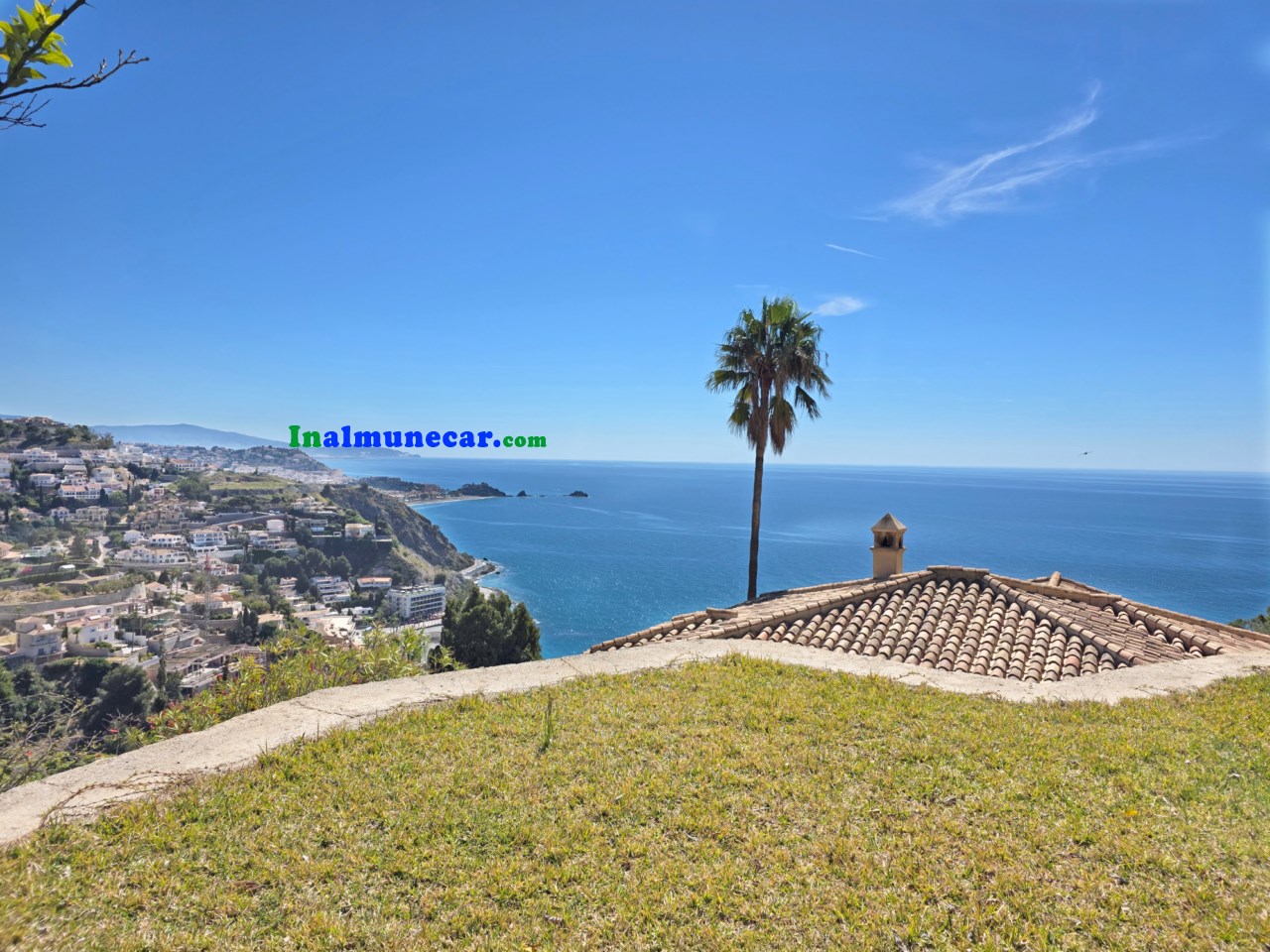 Villa en venta en Cotobro, Almuñécar con vistas al mar mediterraneo