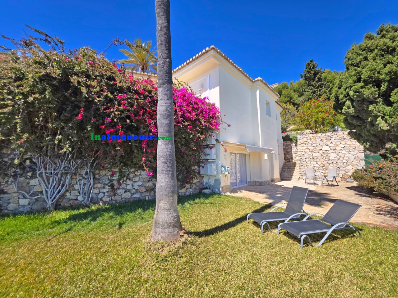 Villa en venta en Cotobro, Almuñécar con vistas al mar mediterraneo